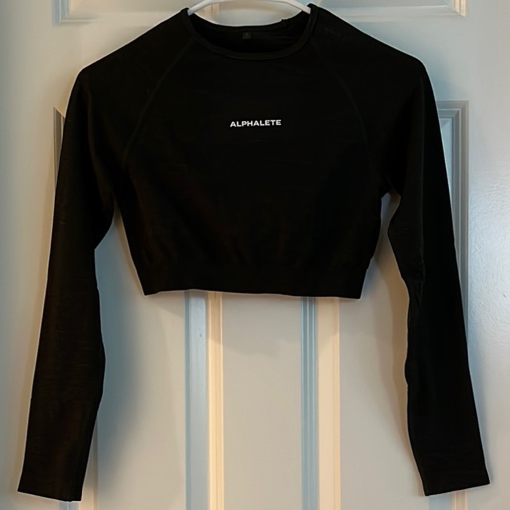 Alphalete Long Sleeve Crop